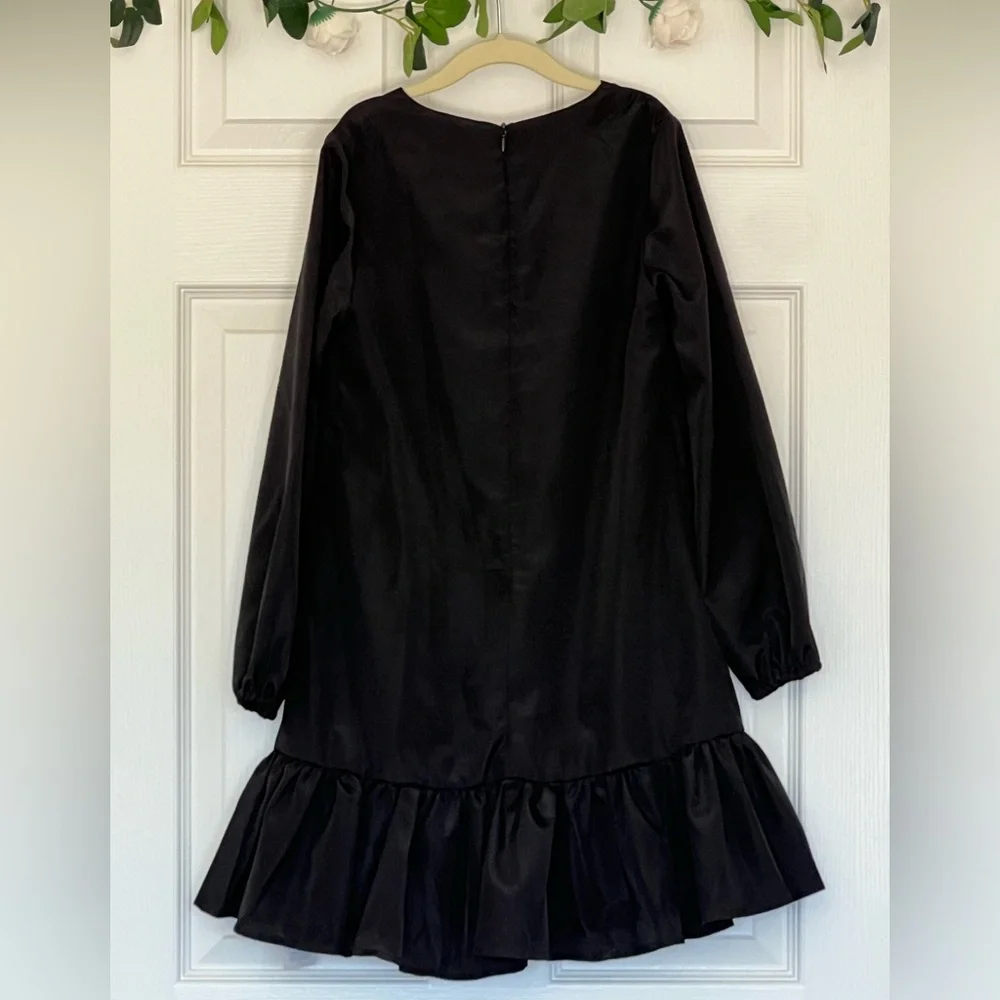 AMAZON Black A-Line Pleated Costume Dress- Size 140 (8-10yr)